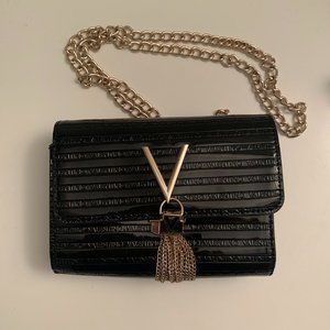 Black patent-leather bag